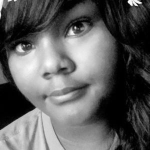 Meet your Posher, Lauryn